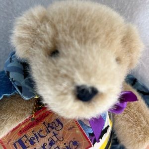 Muffy VanderBear Tricky Treat Countess Muffula Plush Stuffed Animal